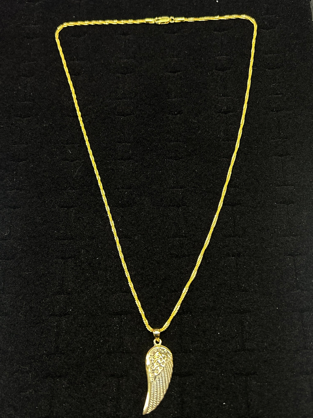 Bird Wing Necklace Set