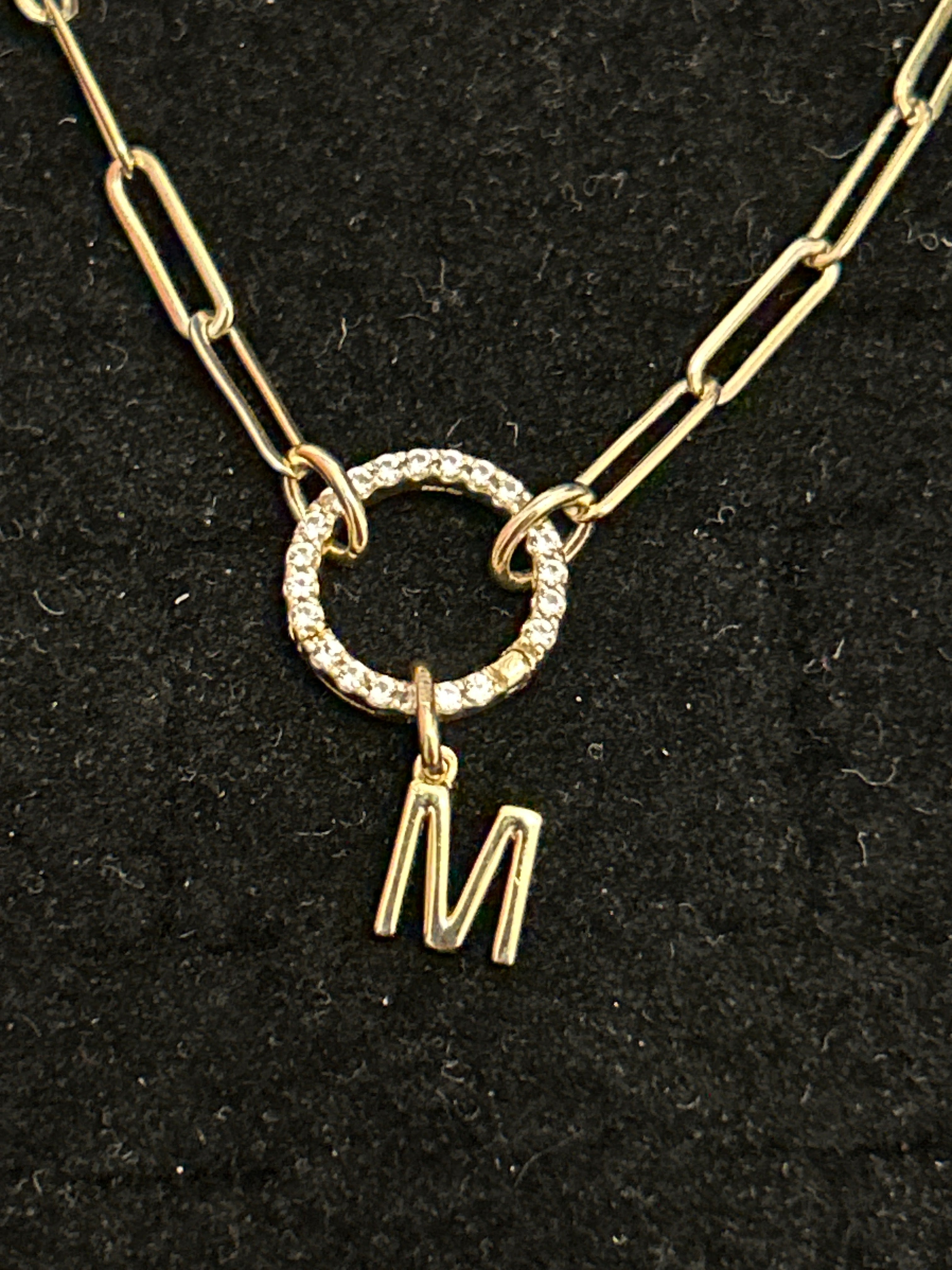 Paper clip M necklace