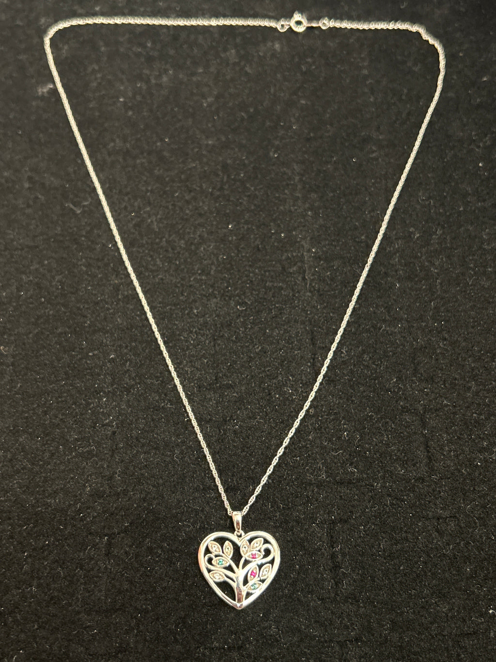 Family tree necklace