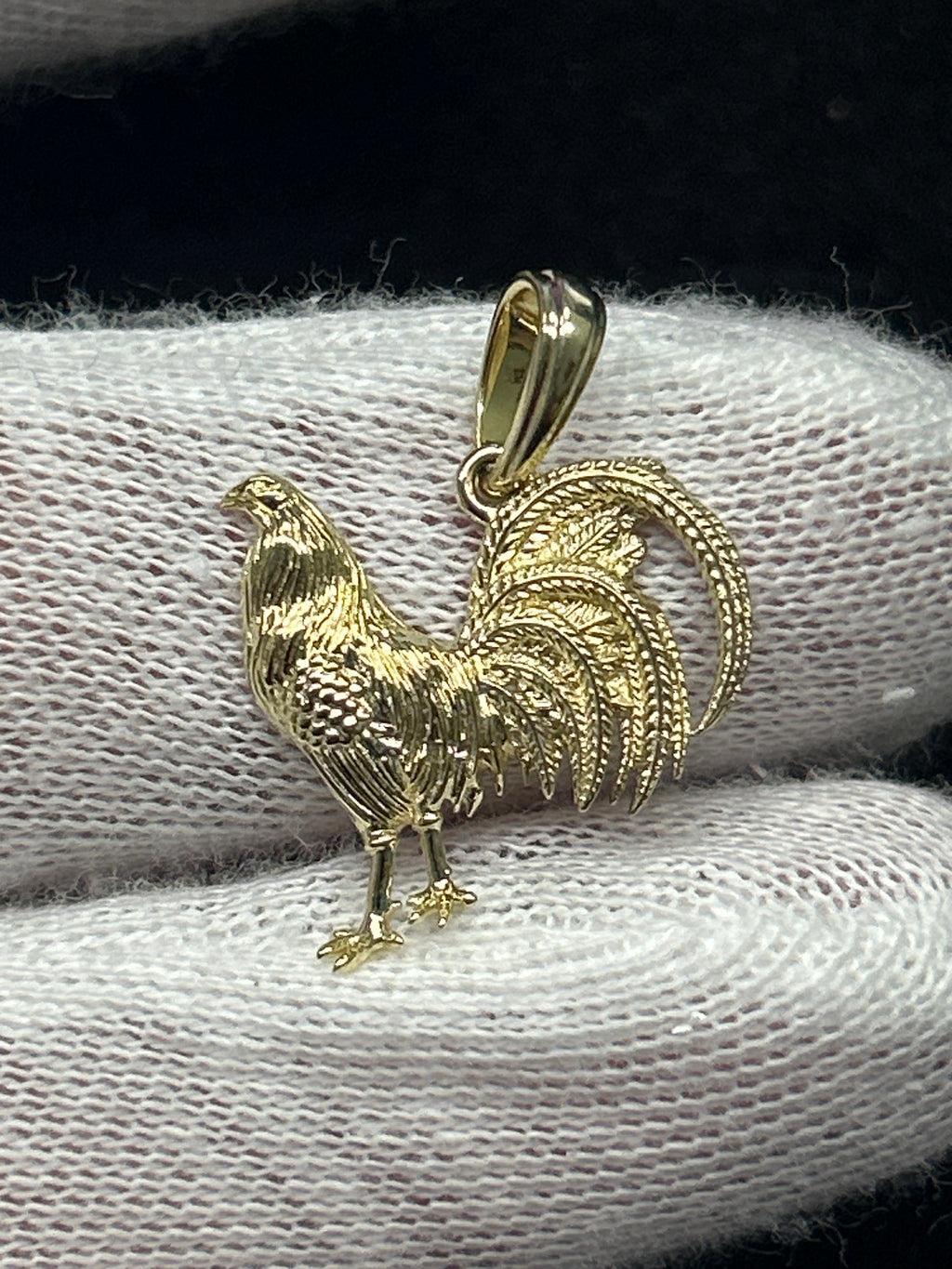 10k YG Rooster Pendant