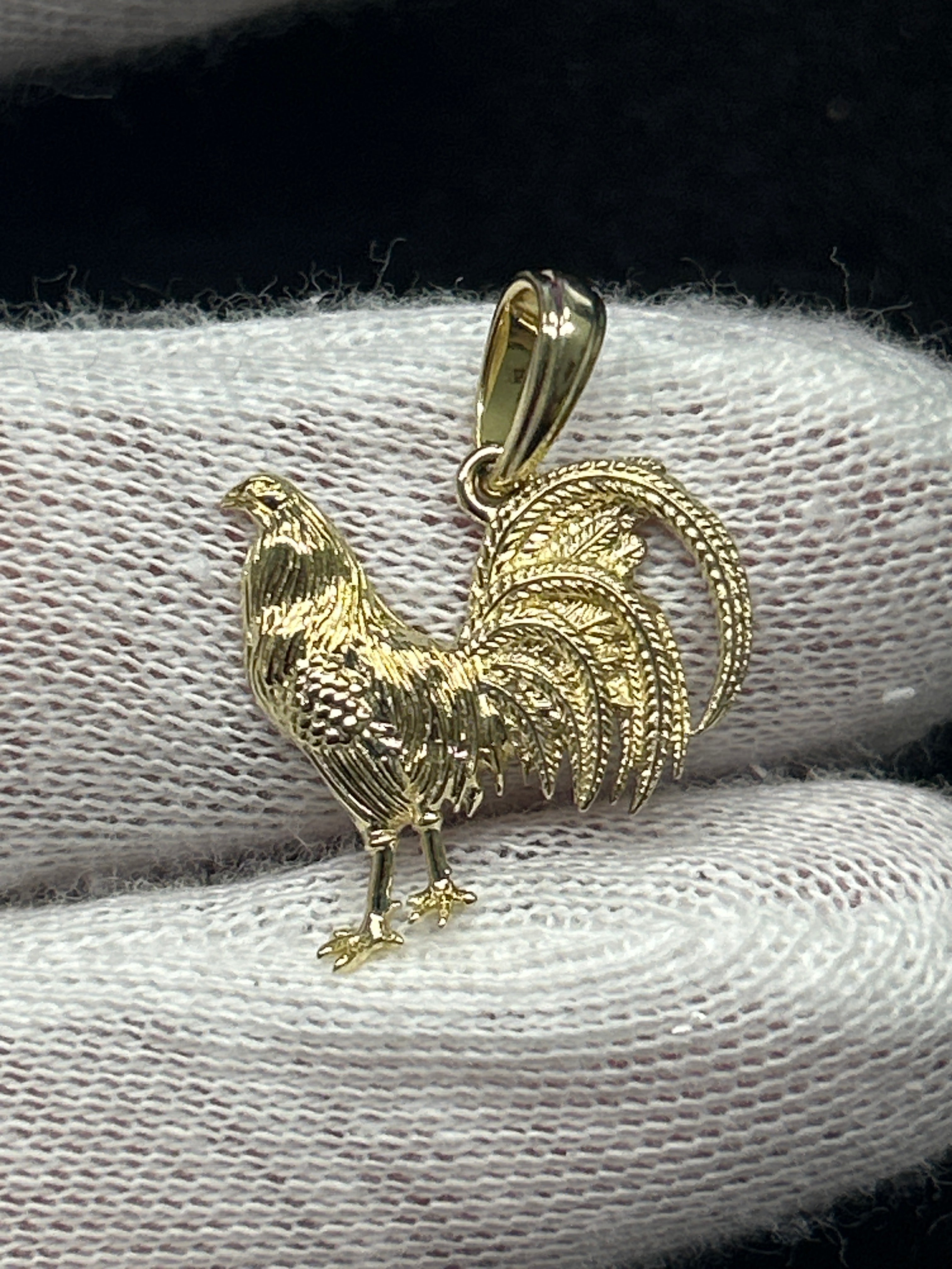 10k YG Rooster Pendant