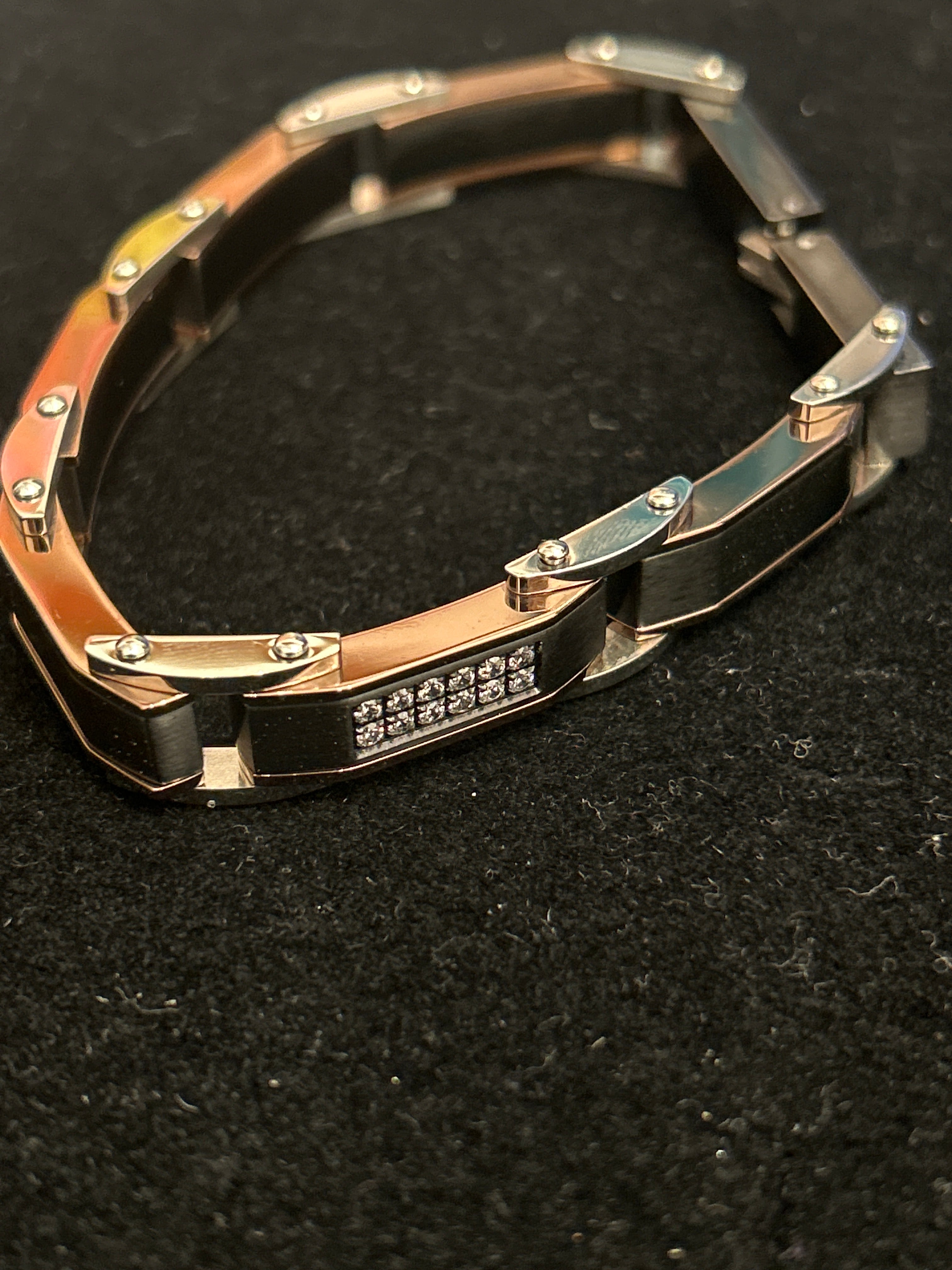 Stainless steel bracelet