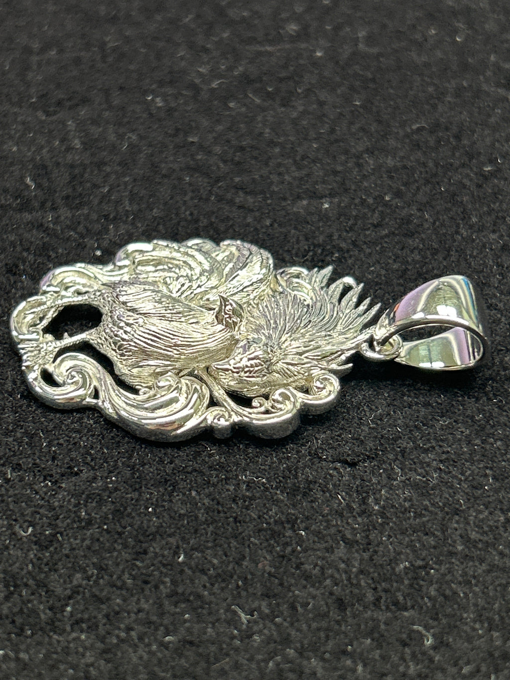 Sangre De Reyes Pendant