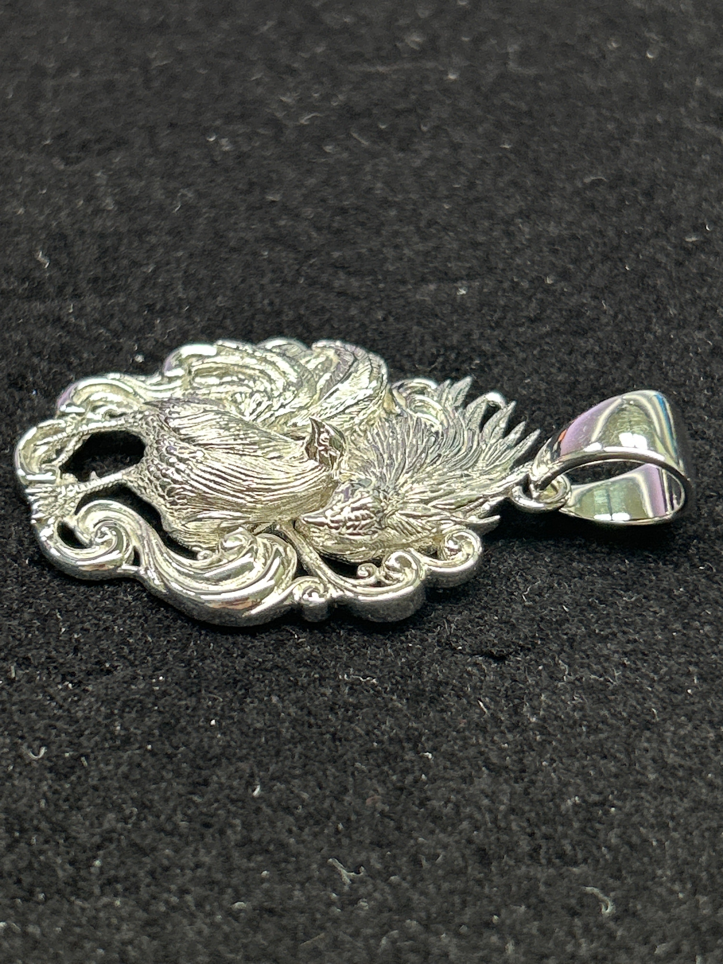 Sangre De Reyes Pendant