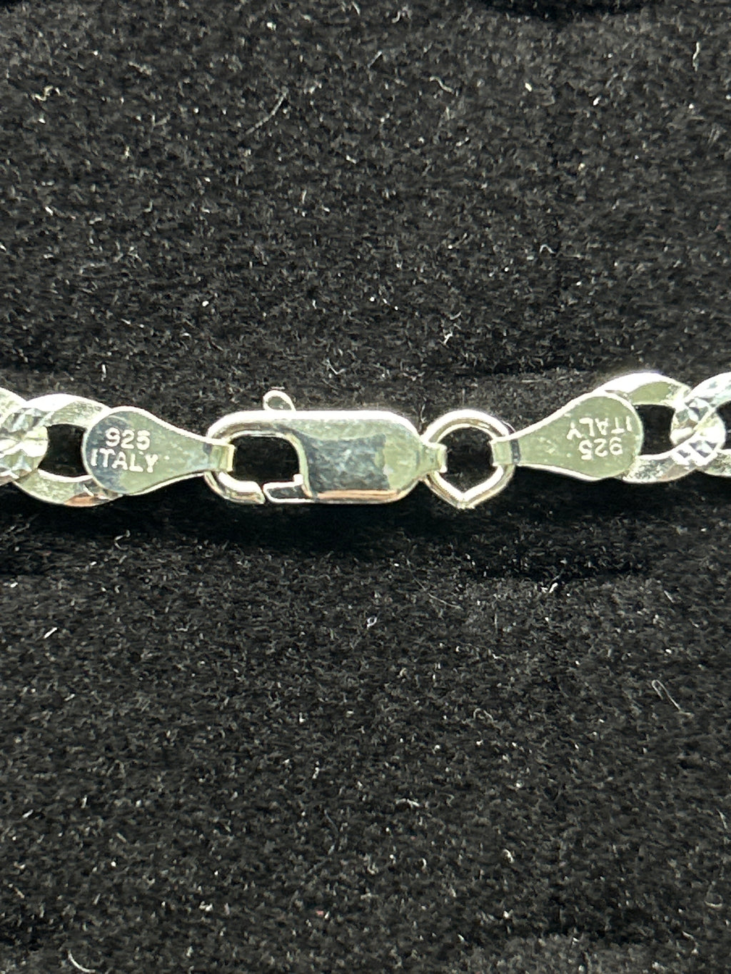 Diamond Cut Curb Chain